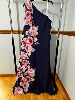 Kay Unger “Carissa” One-Shoulder Gown, size 16, NWT